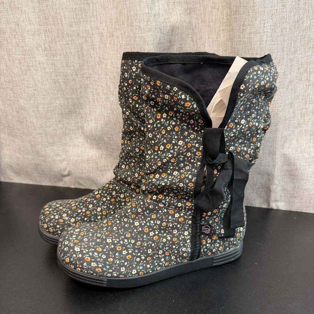Sugar Mid-Calf Ankle Boots Women 7 Black Ditsy Floral Ribbon Bow Fun Boho Casual